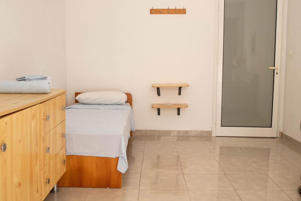 Spacious 3-Bedroom Apartment 30 Seconds From Sea Marsaskala Exterior photo