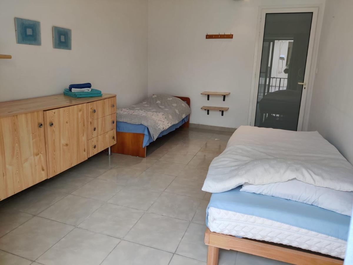 Spacious 3-Bedroom Apartment 30 Seconds From Sea Marsaskala Exterior photo